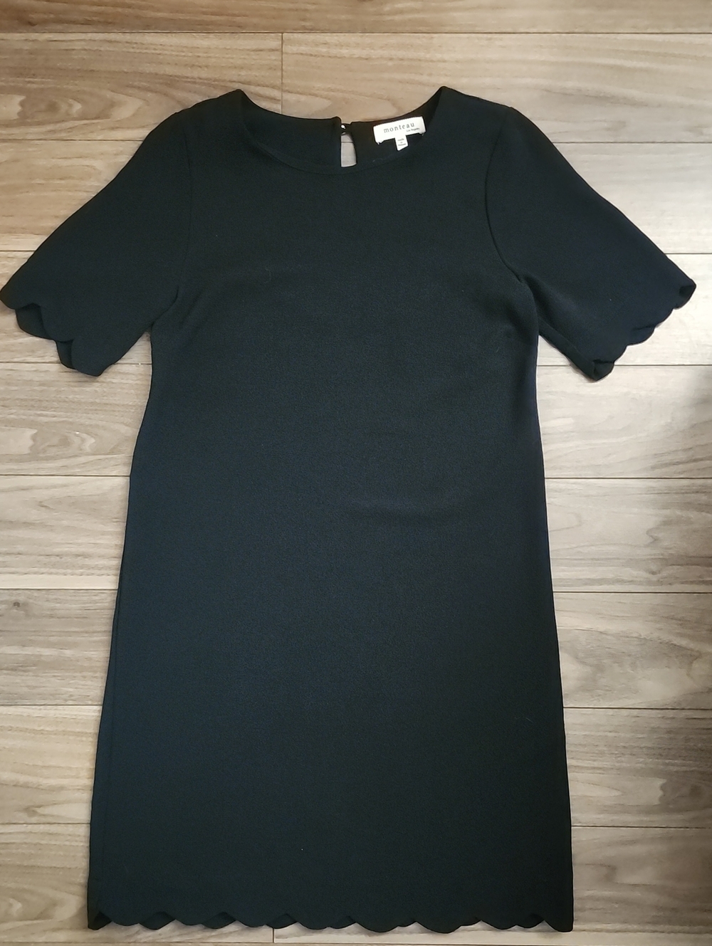 2/$10🔥 Monteau Scallop-Trim Black Shift Dress